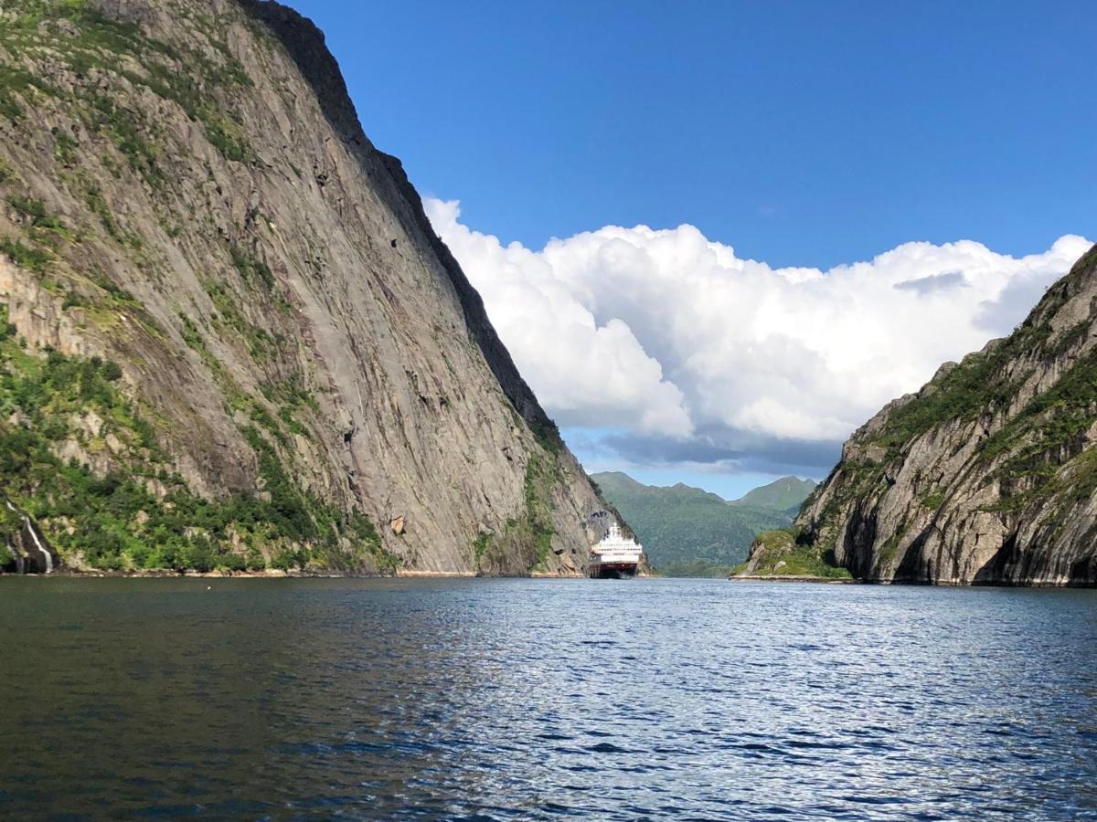 Lofoten And Vesteralen Kveldro Myrland Exterior photo